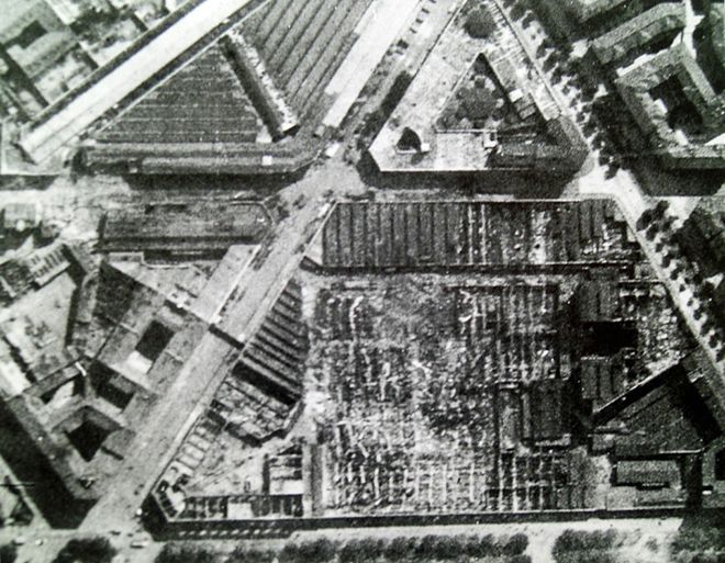 via Plinio - v.le Abruzzi e lo stabilimento Bianchi distrutto